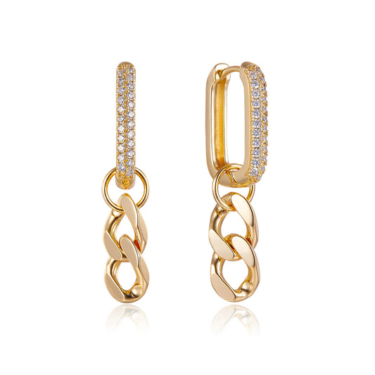 Mother Divine eyrnalokkar